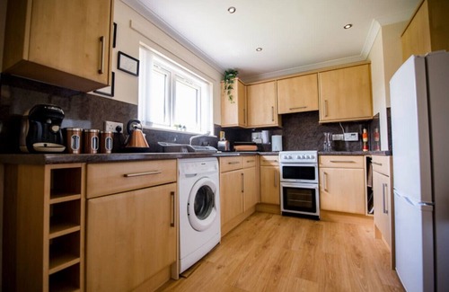 Fort William Casa | The Nell in Central Fort William