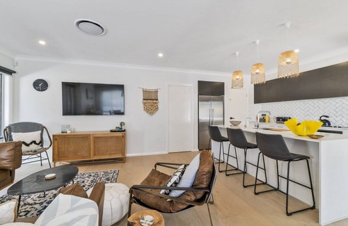 Wrights Beach Casa | The Nest Jervis Bay @ 7 Deakin Street, Wrights Beach