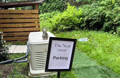 Woodinville Apartamento | The Nest : Charming space with Sauna, jacuzzi plunge near wineries and hiking