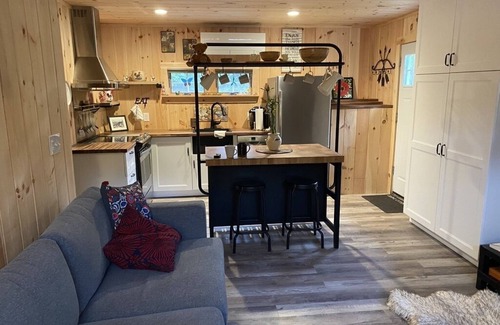 Oak Bluffs Apartamento | The Nest, Comfortable, Cozy and Convenient