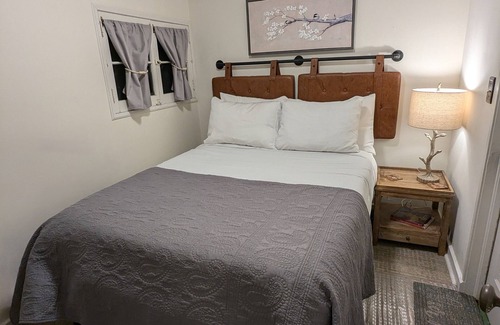 Manitou Springs Casa | The Nest: una acogedora cabaña de retiro en el jardín en el corazón del centro de Manitou Springs