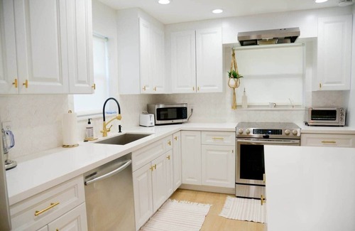 Downtown Hollywood Casa | The Nest in Hollywood