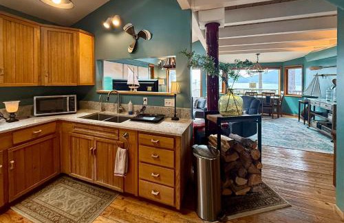 Anacortes Casa | The Nest on Guemes