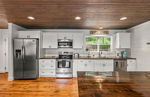 Big Creek Casa | The Nest.. With a Waterslide!