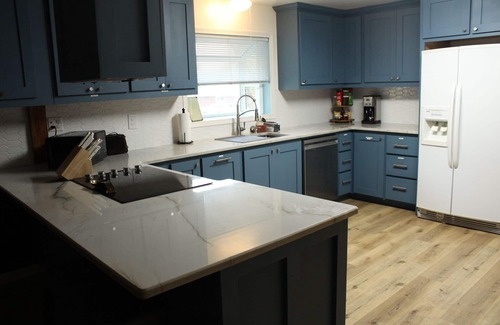 Downtown Klamath Falls Casa | The Nest with Firepit & Backyard Swings