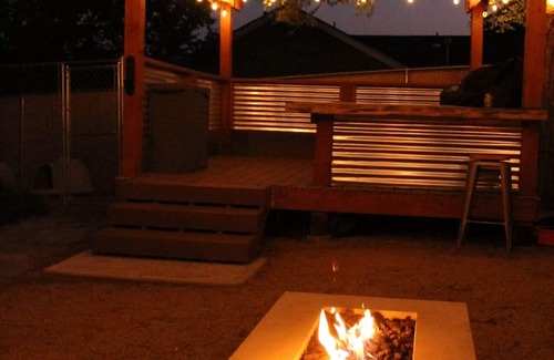 Downtown Klamath Falls Casa | The Nest with Firepit & Backyard Swings