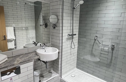 Sowerby Bridge Hotel | The New Hobbit Hotel Rooms