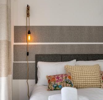 Margam Apartamento | The New Lodge - Cottage - Tv in every bedroom!