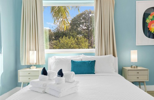 Northeast Miami Hotel | The New Yorker Miami Hotel