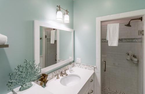 Yachting Village Apartamento | The Newport Lofts - 611 Thames Street