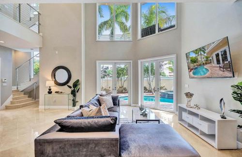 Pompano Beach Casa | The Nia Tower Ultimate Beach House