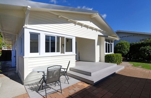 Nelson Casa | The Nile Street Bungalow - Character Home with a Pool in Central Location