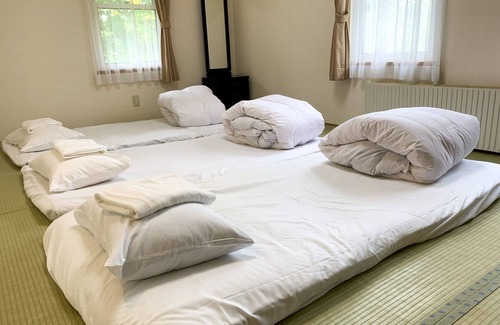Niseko Cabina | The Niseko Ski Lodge - Higashiyama