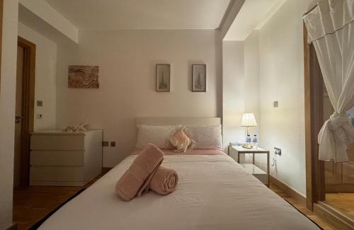 Queen's Park Apartamento | The Noko 2 Bedroom Apartment Central London by Wild London