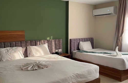 Kafrat al Jabal Hotel | The Nomad Pyramids Boutique Hotel