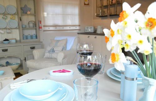 Saxmundham Casa | The Nookery at Snape Hall