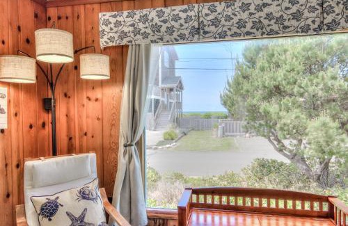Seaside Casa | The Nordic House in the Cove - Meredith Lodging