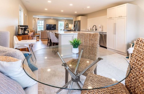 Porters Lake Casa | The Nordique Retreat