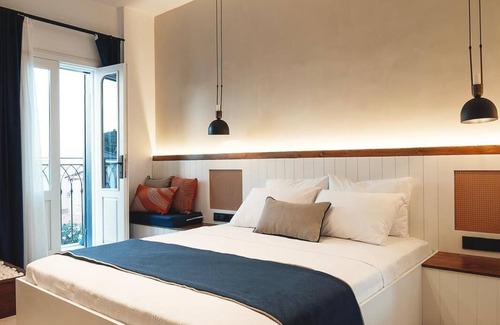 Ayvalik Hotel | The North Wind