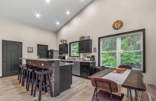 Elmira Casa | The Northwood Cottage
