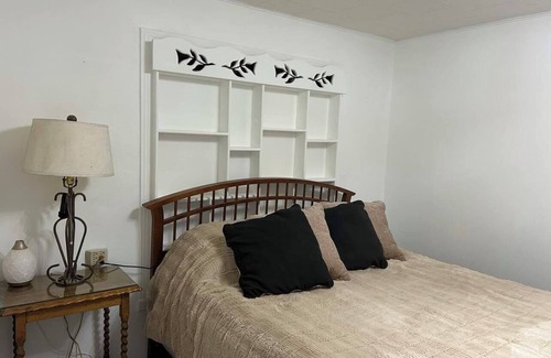 Barksdale Complejo | The Nueces River Retreat - sleeps 20, in charming Barksdale, TX
