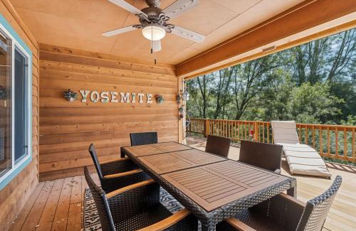 Groveland Casa | The Nut House - Lovely Home with Hot Tub home