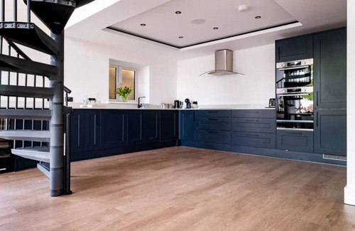 Durley Casa | The Oak Barn conversion with Hot Tub