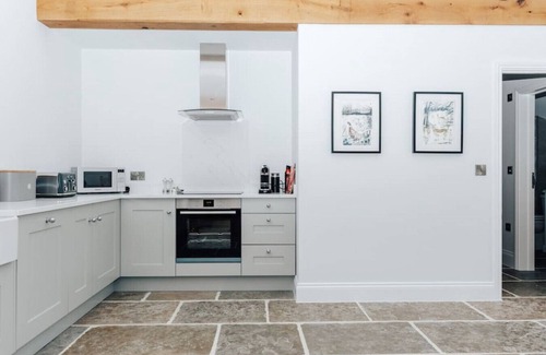Henley Casa | The Oak - Brand new Countryside 2 Bedroom Annex - From 165 Per Night