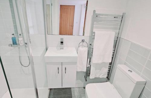 Farnham Apartamento | The Oak Suite