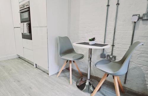 Farnham Apartamento | The Oak Suite