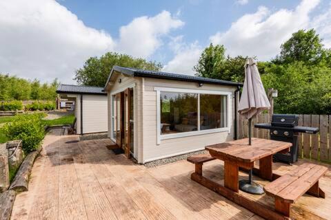 Londonderry Otro | The Oaks Luxury Lodges