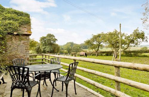 Bromyard Apartamento | The Oast House - farm stay apartment set within 135 acres