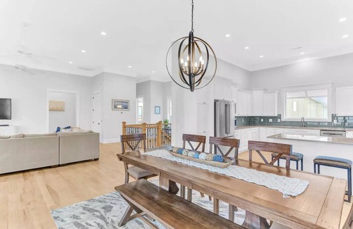 Crystal Coast Casa | The Ocean Pearl - A Waterfront Beach Retreat