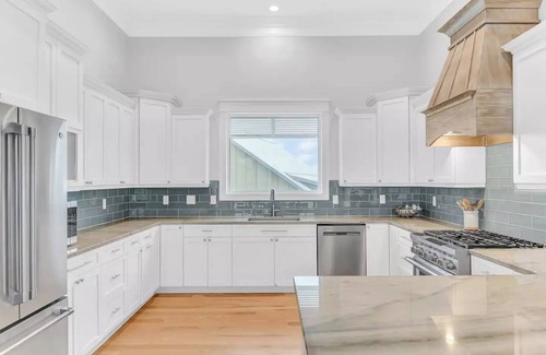 Crystal Coast Casa | The Ocean Pearl - A Waterfront Beach Retreat