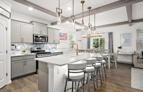 Ocean View Casa | The Ocean View Retreat/Luxury just 1 mile from Bethany Beach!