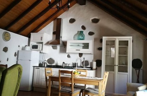 Santa Lucia Cabaña | La Casa Vieja de La Montaña para 2 personas