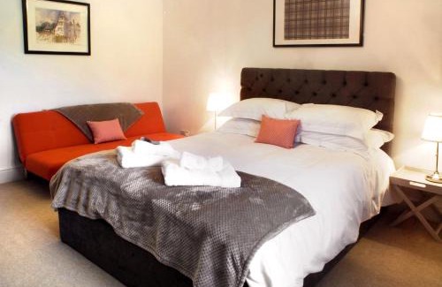 Dunstan Casa | The Old Ale House