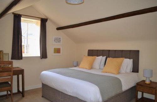 St Ives Casa | The Old Bottle Store - 2 Double Bedrooms, 2 Bathrooms, St Ives, Cambridgeshire