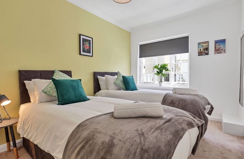 Kemptown Casa | The Old Brewery House | By My Getaways | Free Parking