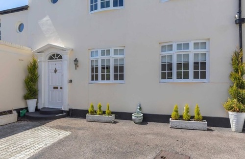 Kemptown Casa | The Old Brewery House | By My Getaways | Parking