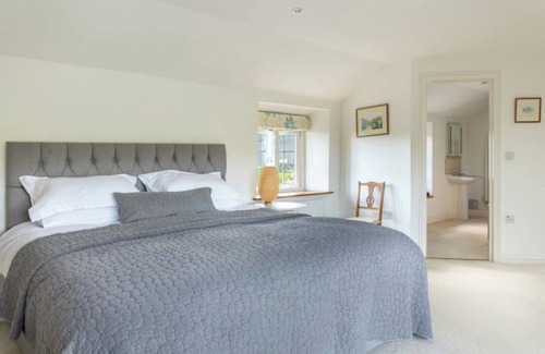 Beaminster Cabaña | The Old Cheesehouse, Beaminster. Large, comfortable house in rural West Dorset.