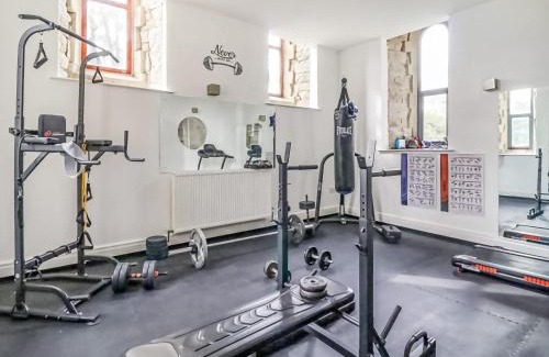Crawshaw Booth Casa | The Old Church