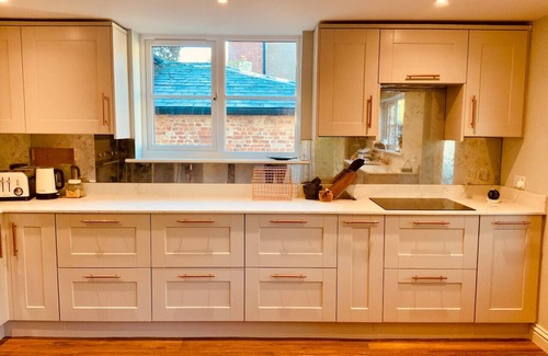 Hockwold cum Wilton Casa | The Old Coach House: Enchanting Three-bedroom Holiday Cottage