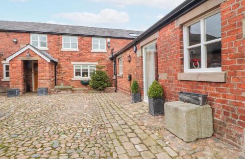 Preston Casa | The Old Coach House
