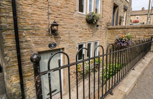 Hayfield Casa | The Old Cobblers