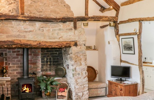 Ludwel Cabaña | The Old Cottage, LUDLOW