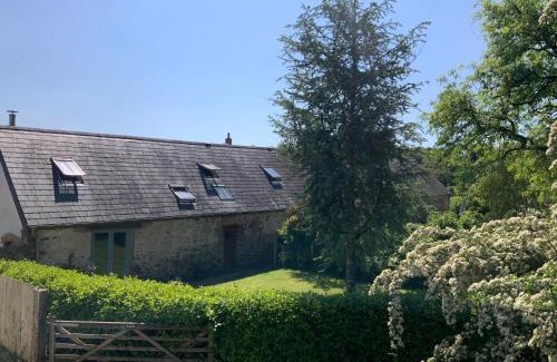 Pembroke Casa | The Old Cowshed - Swallows Cottage
