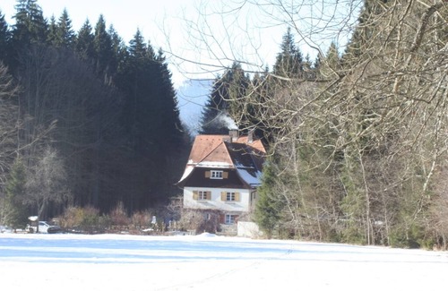 Lindberg Casa | The old customs house Zwieslerwaldhaus Bickels vacation apartments