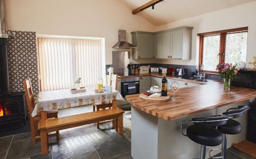 Monmouth Casa | The Old Dairy - Boutique Countryside Cottage at Harrys Cottages