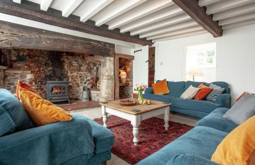 Eleighwater Casa | The Old Farmhouse